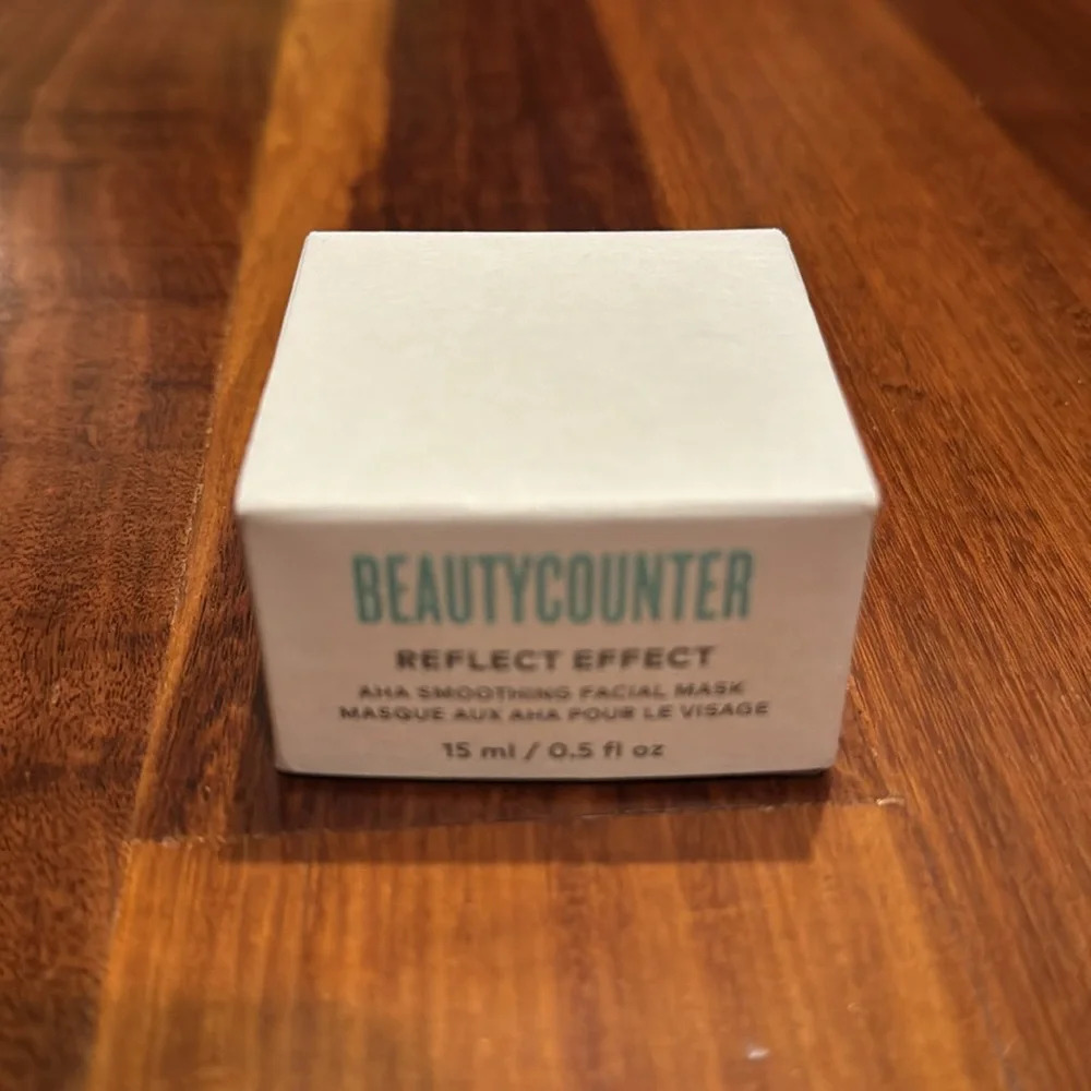 NWT Beautycounter Reflect Effect AHA Smoothing Facial Mask